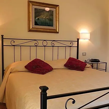 Il Caminetto 3*